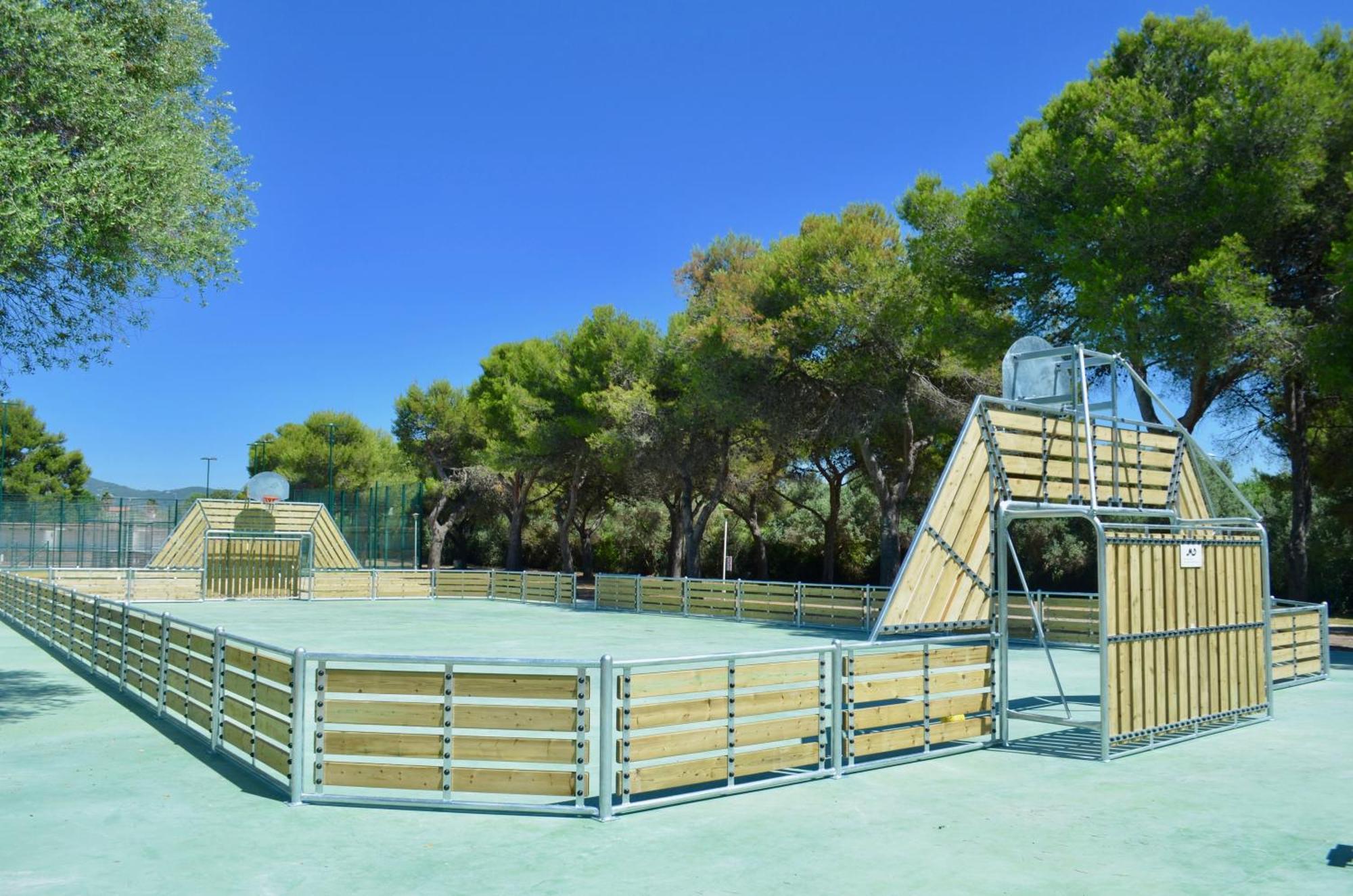 מלון Holacamp Sitges Fun מראה חיצוני תמונה